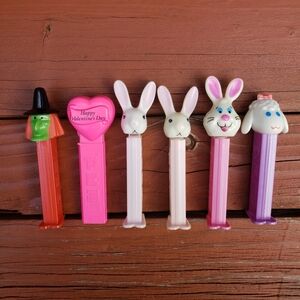 (5) Vintage Holiday PEZ Dispensers (Valentine's Day, Easter and Halloween)